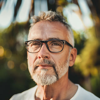 Ervaren teamlid Mike Leto van het platform voor cryptohandel
